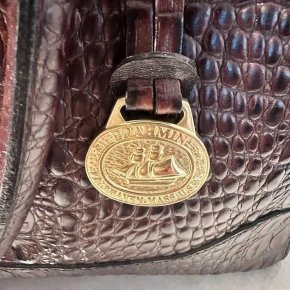 Brahmin Handbag Two Way Strap Crocodile Embossed Brown Like New - Picture 5 of 7